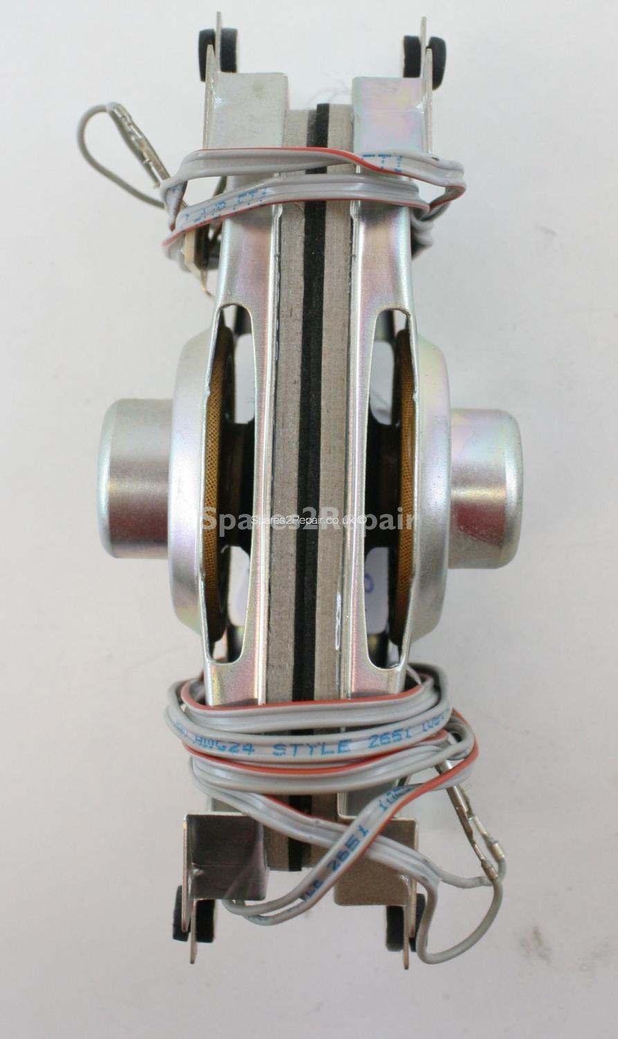 Philips 37PF5521D/10 - Speakers - 242226400583 - 15W 8Ohm